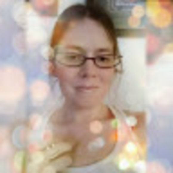 Meet your Posher, Krysti - Picture 1 of 1